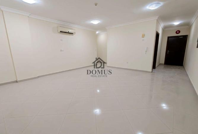 942874 - Property Image 2