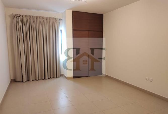 947402 - Property Image 3