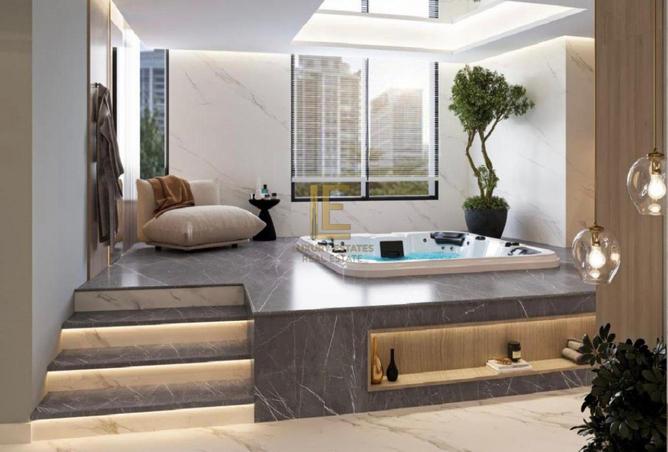 988315 - Property Image 3