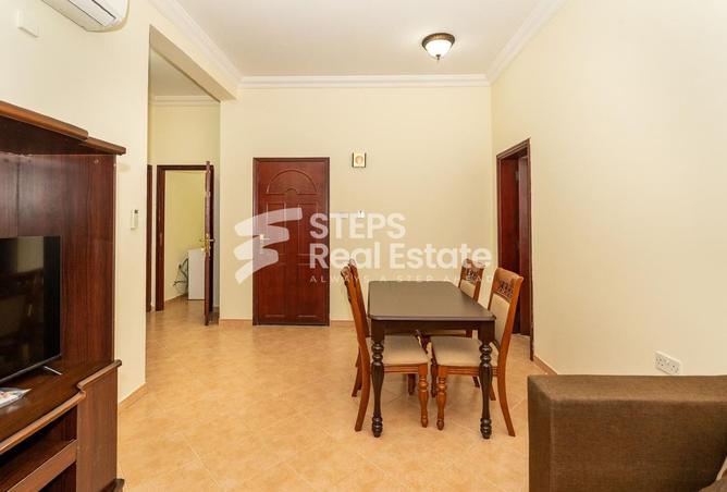 941913 - Property Image 2