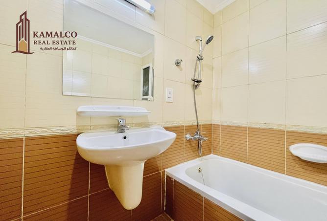 931375 - Property Image 2