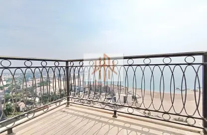 Apartment - 2 Bedrooms - 2 Bathrooms for rent in The Garden - Floresta Gardens - The Pearl Island - Doha