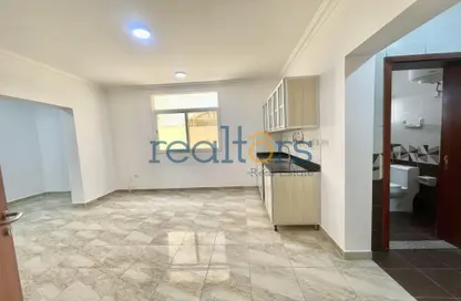 Apartment - 1 Bedroom - 1 Bathroom for rent in Al Hanaa Street - Al Gharrafa - Doha
