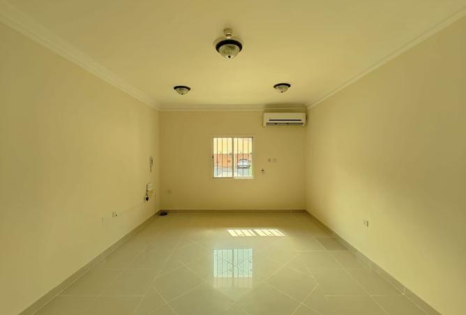 963269 - Property Main Image