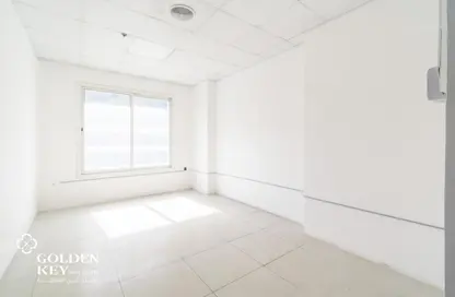 مساحات مكتبية - استوديو - 2 حمامات للايجار في شارع السد - السد - الدوحة