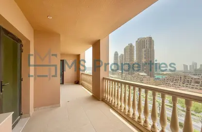 Apartment - 2 Bedrooms - 3 Bathrooms for rent in West Porto Drive - Porto Arabia - The Pearl Island - Doha