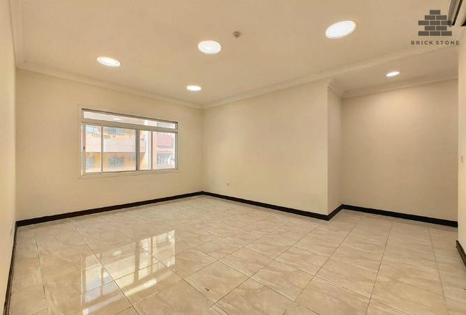 954138 - Property Image 2