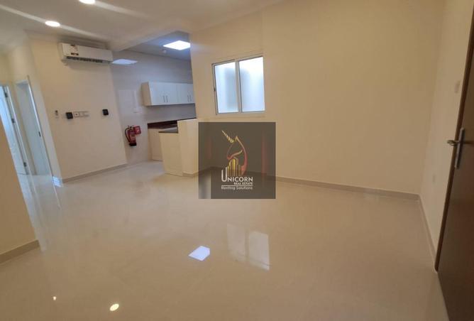 967144 - Property Image 2