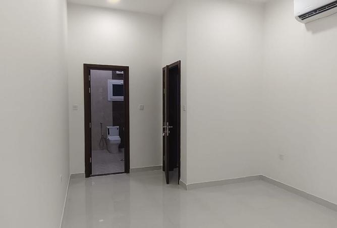 966556 - Property Image 2