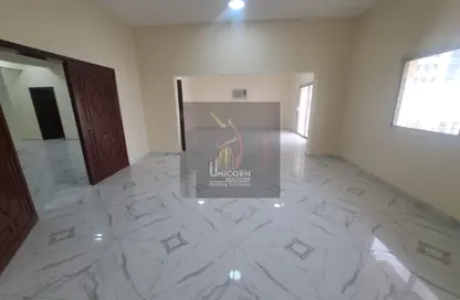 Apartment - 3 Bedrooms - 3 Bathrooms for rent in Al Mansoura - Al Mansoura - Doha
