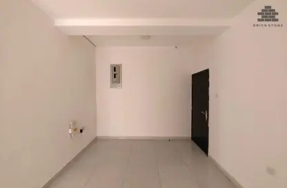 Apartment - 3 Bedrooms - 2 Bathrooms for rent in Al Jazeera Street - Fereej Bin Mahmoud North - Fereej Bin Mahmoud - Doha Apartment - 3 Bedrooms - 2 Bathrooms for rent in Al Jazeera Street - Fereej Bin Mahmoud North - Fereej Bin Mahmoud - Doha
