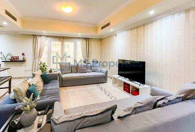 926839 - Property Image 2