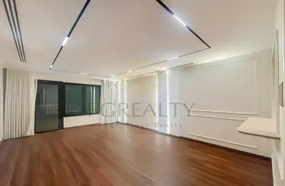 Apartment - 1 Bedroom - 2 Bathrooms for sale in East Porto Drive - Porto Arabia - The Pearl Island - Doha