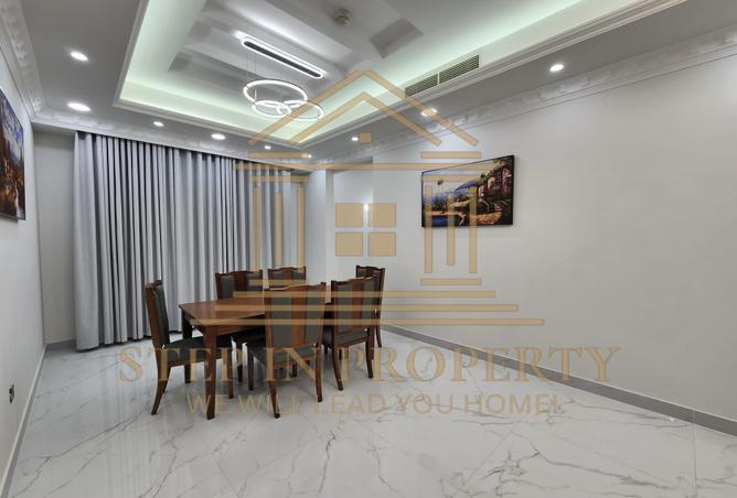 967596 - Property Image 3