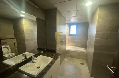 شقة - 2 غرف نوم - 3 حمامات للبيع في بورتو أرابيا - جزيرة اللؤلؤة - الدوحة