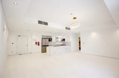 Apartment - 2 Bedrooms - 2 Bathrooms for sale in D22 - Fox Hills - Lusail