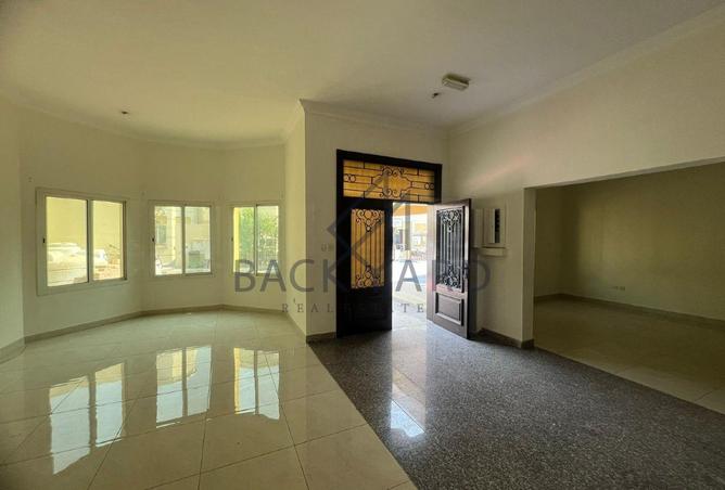 968376 - Property Image 3