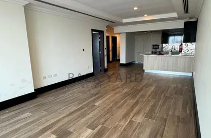 شقة - غرفة نوم - 2 حمامات للايجار في فيفا غرب - فيفا بحرية - جزيرة اللؤلؤة - الدوحة