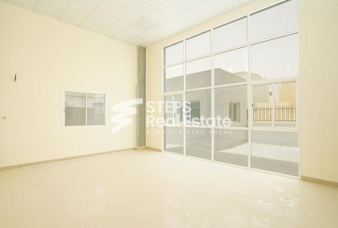 947682 - Property Image 3