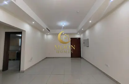 Apartment - 2 Bedrooms - 2 Bathrooms for rent in Al Mansoura - Al Mansoura - Doha