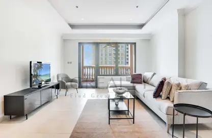 Apartment - 2 Bedrooms - 3 Bathrooms for rent in West Porto Drive - Porto Arabia - The Pearl Island - Doha