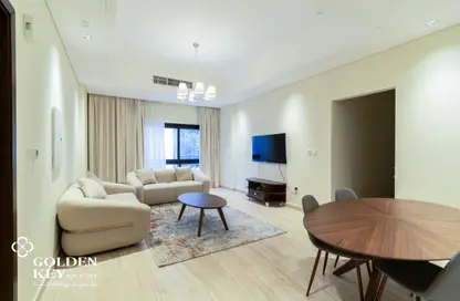 Apartment - 2 Bedrooms - 3 Bathrooms for rent in Giardino Gardens - Giardino Villas - The Pearl Island - Doha