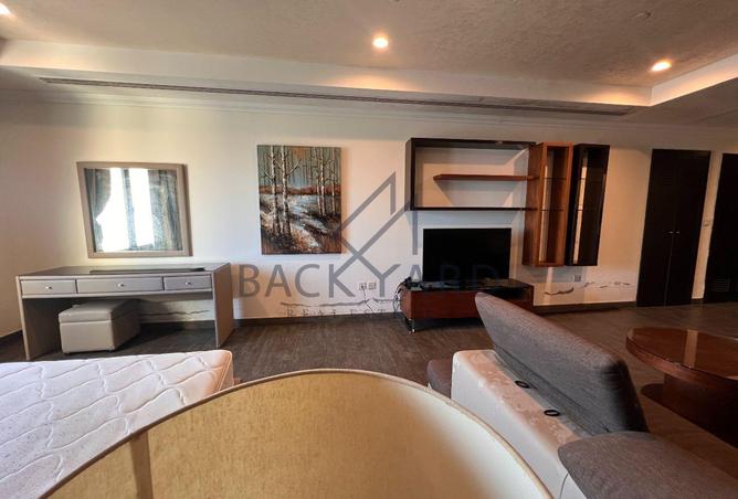 977700 - Property Image 3