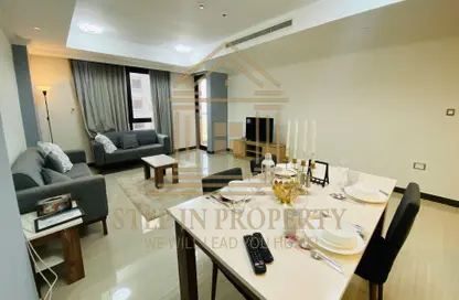 شقة - 2 غرف نوم - 2 حمامات للايجار في طريق بورتو الغربي - بورتو أرابيا - جزيرة اللؤلؤة - الدوحة