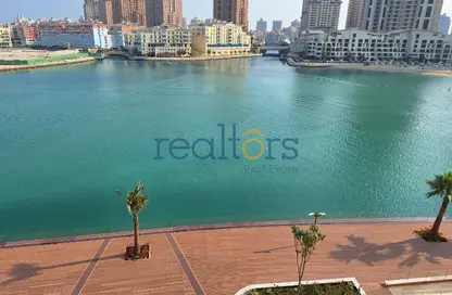 Apartment - 1 Bedroom - 2 Bathrooms for rent in Crystal Residence - The Pearl Island - Doha