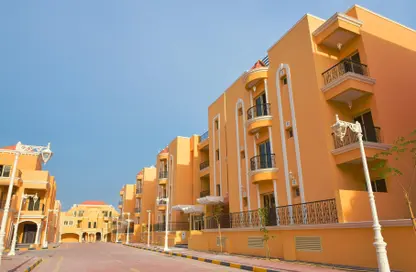 Apartment - 2 Bedrooms - 2 Bathrooms for rent in Alfardan Gardens 09 - Abu Sidra - Al Rayyan - Doha