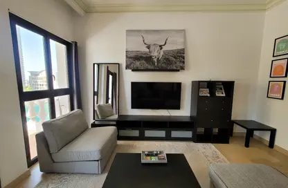 Apartment - 1 Bedroom - 2 Bathrooms for rent in Qanat Quartier - The Pearl Island - Doha