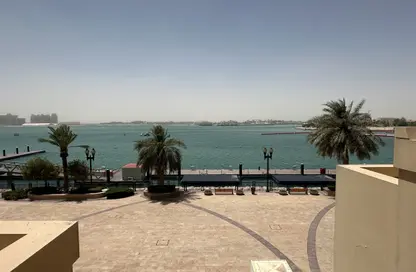 تاون هاوس - 2 غرف نوم - 3 حمامات للايجار في منازل تاون هاوس - بورتو أرابيا - جزيرة اللؤلؤة - الدوحة