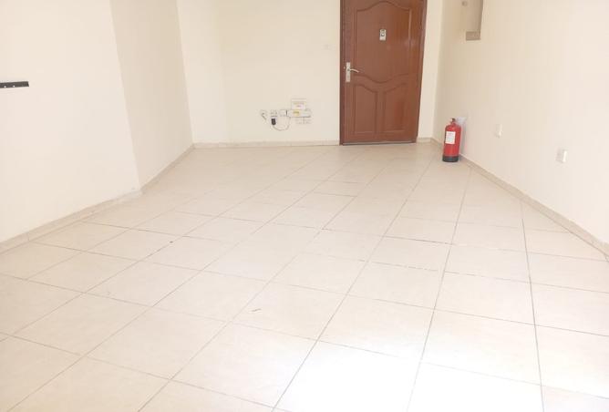 938352 - Property Image 2