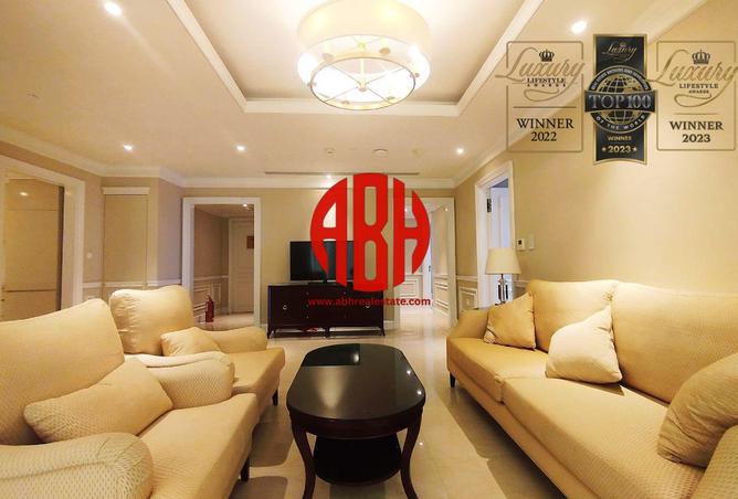 963689 - Property Image 2