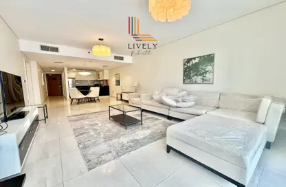 Apartment - 1 Bedroom - 2 Bathrooms for sale in Lusail Residence - Marina District - Lusail