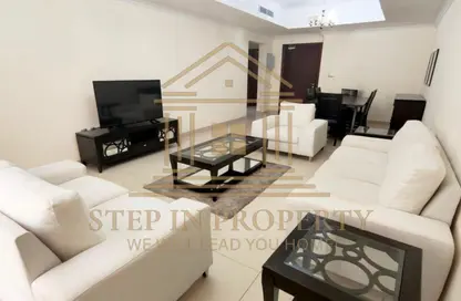 شقة - 2 غرف نوم - 3 حمامات للايجار في شارع النصر - النصر - الدوحة