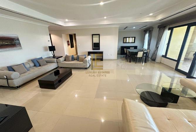 1002468 - Property Image 2