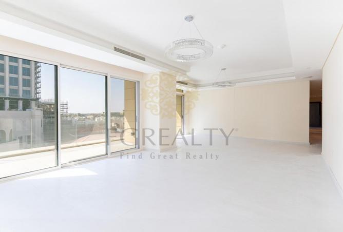 1004368 - Property Image 2