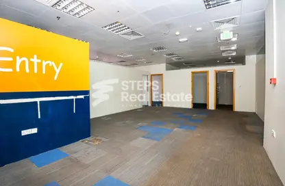 Office Space - Studio - 2 Bathrooms for rent in Muntazah 13 - Al Muntazah - Doha