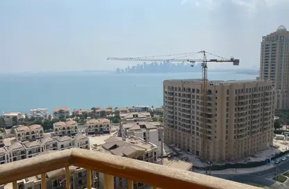 Apartment - 1 Bedroom - 2 Bathrooms for rent in West Porto Drive - Porto Arabia - The Pearl Island - Doha