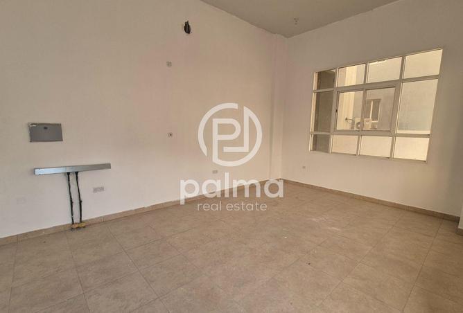 967839 - Property Image 3
