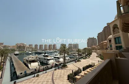 تاون هاوس - 2 غرف نوم - 3 حمامات للايجار في طريق بورتو الغربي - بورتو أرابيا - جزيرة اللؤلؤة - الدوحة