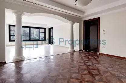 Townhouse - 2 Bedrooms - 3 Bathrooms for sale in East Porto Drive - Porto Arabia - The Pearl Island - Doha