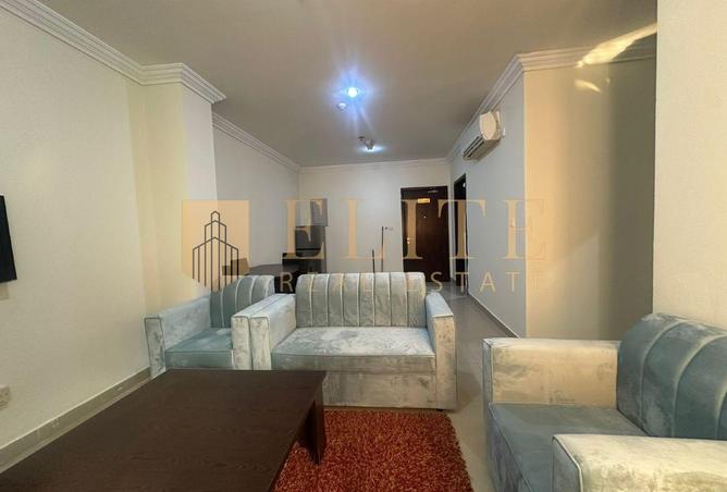 971288 - Property Image 2