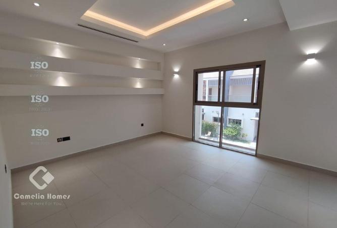 919981 - Property Image 2