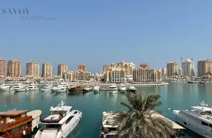 تاون هاوس - 2 غرف نوم - 3 حمامات للبيع في طريق بورتو الغربي - بورتو أرابيا - جزيرة اللؤلؤة - الدوحة