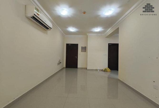 951639 - Property Image 2