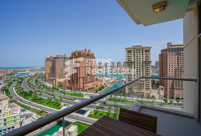 Apartment - 2 Bedrooms - 3 Bathrooms for rent in Hilton Doha The Pearl Residences - Abraj Quartiers - The Pearl Island - Doha