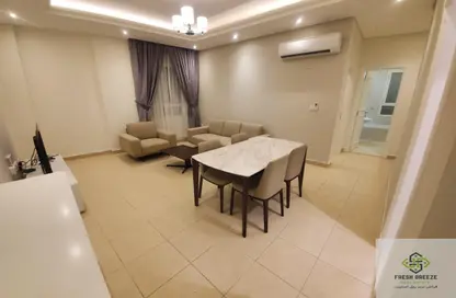 Apartment - 2 Bedrooms - 2 Bathrooms for rent in Urwa Bin Masoud Street - Al Messila - Doha