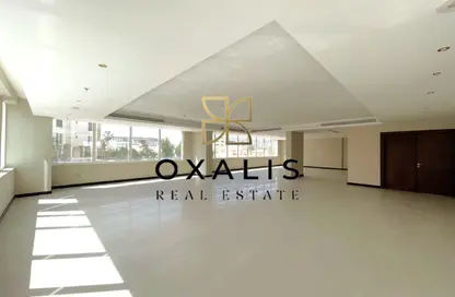 Shop - Studio - 1 Bathroom for rent in Hiteen Street - Al Muntazah - Doha